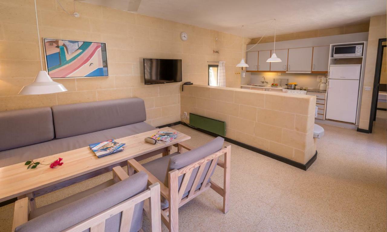 Mellieha Holiday Centre Extérieur photo