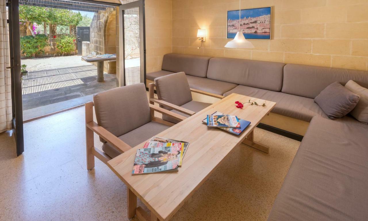 Mellieha Holiday Centre Extérieur photo